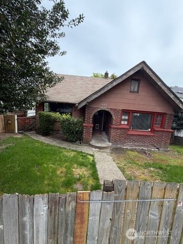 4325 S J Street, Tacoma, WA 98418
