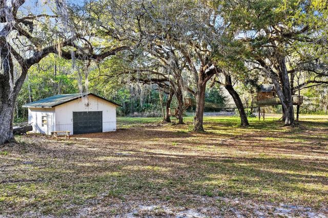 1721 COUNTY ROAD 25A, Leesburg, FL 34748
