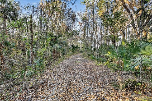 1721 COUNTY ROAD 25A, Leesburg, FL 34748