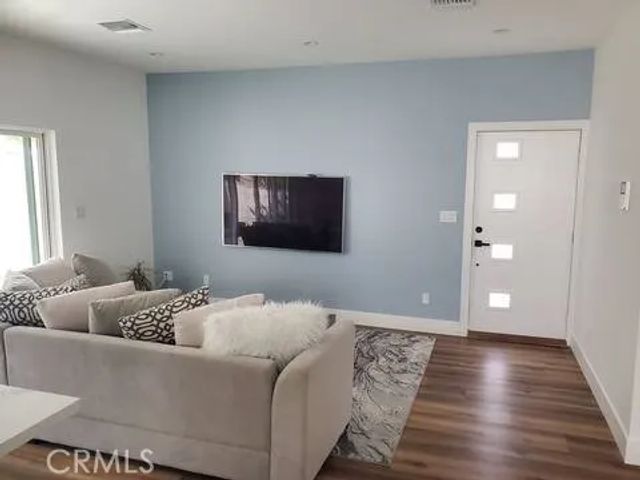 9612 Rudnick Avenue, Chatsworth, CA 91311