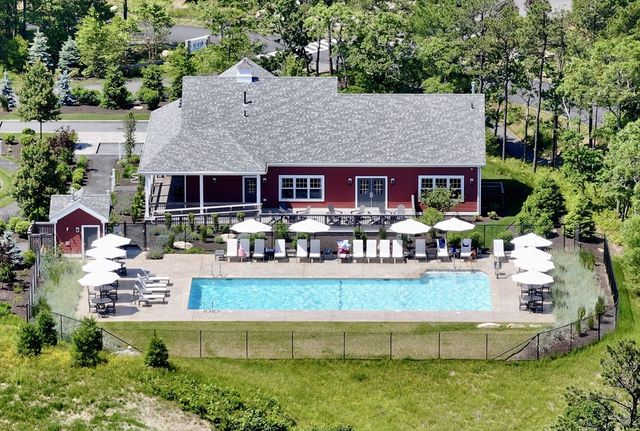 10 Veridian 10, Plymouth, MA 02360