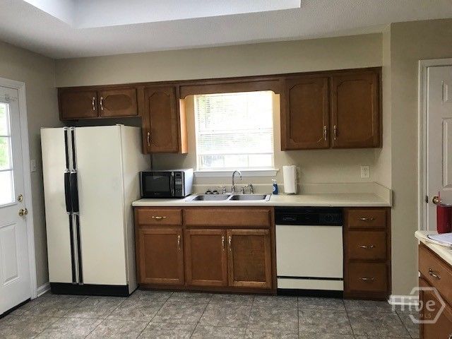 700 Greenwich Drive, Richmond Hill, GA 31324