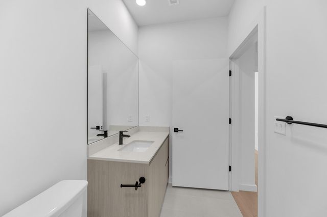 2209 S 1st ST 231, Austin, TX 78704