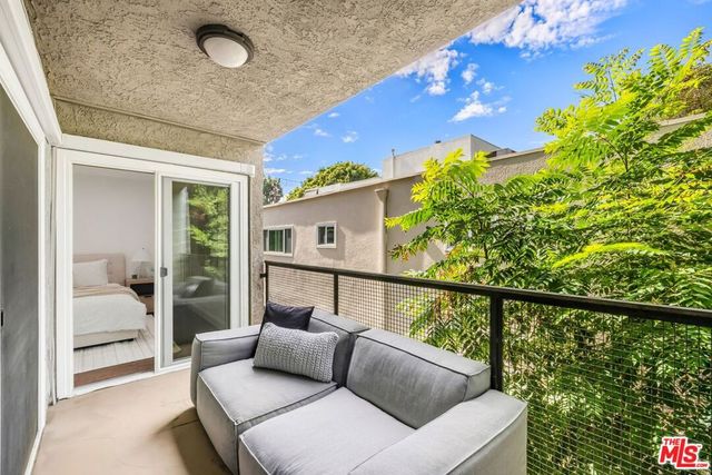 9005 Cynthia Street 217, West Hollywood, CA 90069