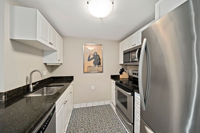 300 Allston St 506, Boston, MA 02135