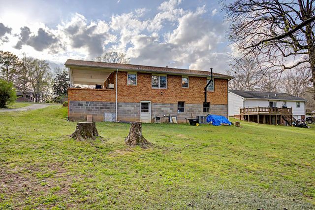 109 Carter Rd, Paris, TN 38242