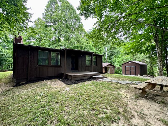 82 Quisenberry Road, Morehead, KY 40351