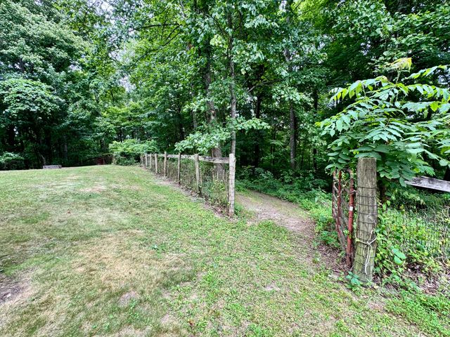82 Quisenberry Road, Morehead, KY 40351