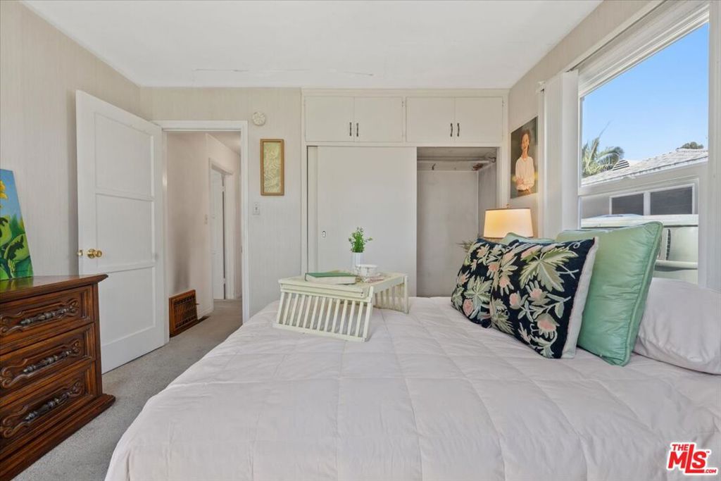 Image 17 of property listing at 1908 Armacost Avenue, Los Angeles, CA 90025