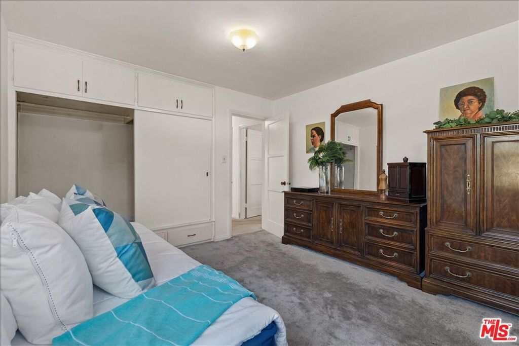 Image 19 of property listing at 1908 Armacost Avenue, Los Angeles, CA 90025