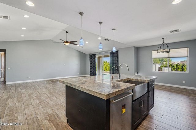 9007 S 220TH Drive, Buckeye, AZ 85326