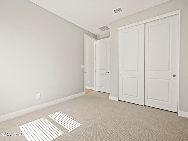 2627 E VINTAGE Drive, San Tan Valley, AZ 85143