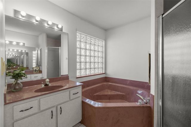 15998 SW 27TH AVENUE ROAD, Ocala, FL 34473