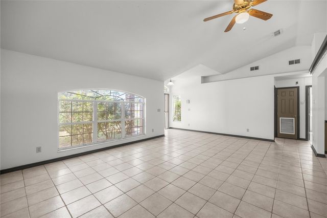 15998 SW 27TH AVENUE ROAD, Ocala, FL 34473