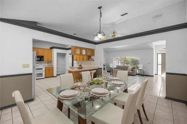 15998 SW 27TH AVENUE ROAD, Ocala, FL 34473