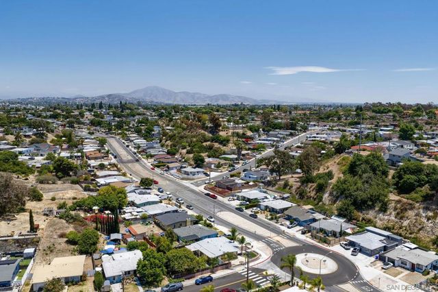 6062 Streamview, San Diego, CA 92115