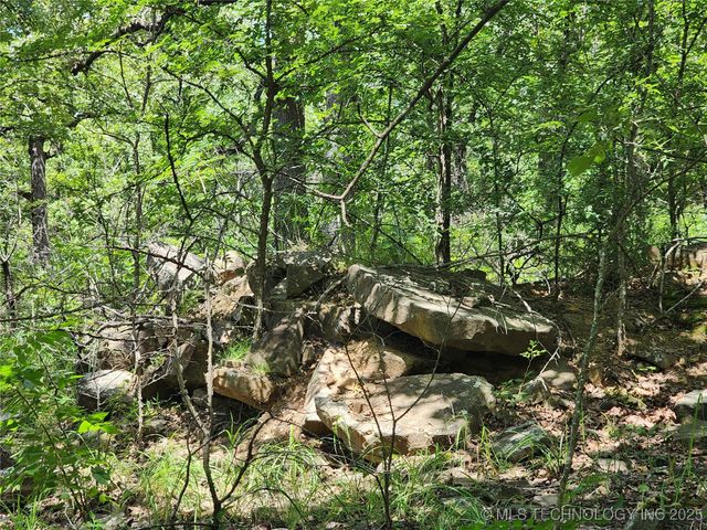 Hickory Lane, Stuart, OK 74570