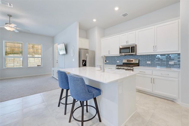 12817 Stanford DR 72, Austin, TX 78748