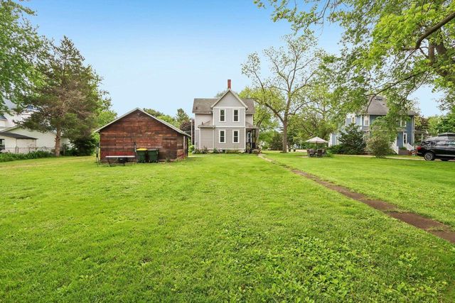 315 Park Avenue, Prairie Du Sac, WI 53578