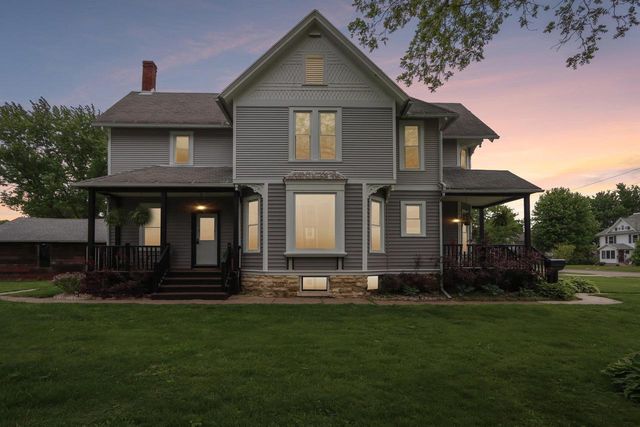 315 Park Avenue, Prairie Du Sac, WI 53578