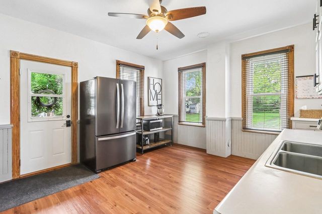 315 Park Avenue, Prairie Du Sac, WI 53578