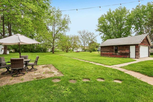 315 Park Avenue, Prairie Du Sac, WI 53578
