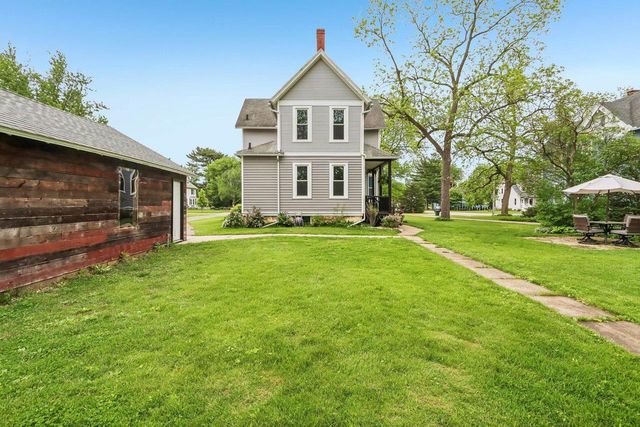 315 Park Avenue, Prairie Du Sac, WI 53578