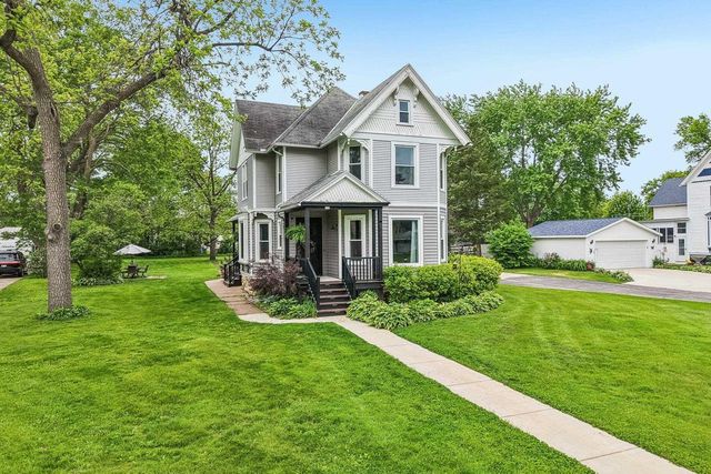 315 Park Avenue, Prairie Du Sac, WI 53578