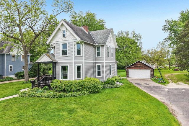 315 Park Avenue, Prairie Du Sac, WI 53578