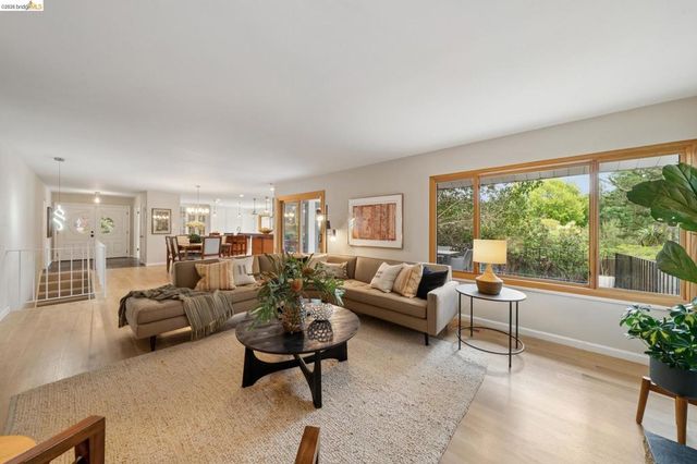 15 Christopher Ct., El Sobrante, CA 94803