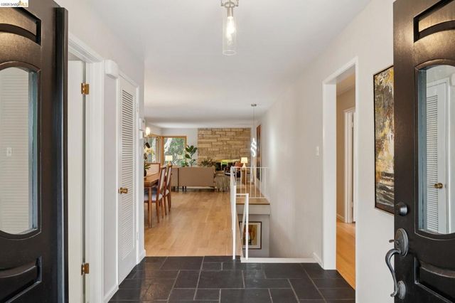 15 Christopher Ct., El Sobrante, CA 94803