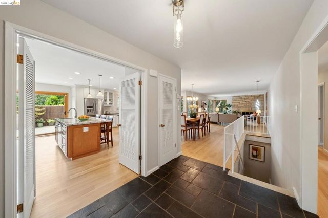 15 Christopher Ct., El Sobrante, CA 94803
