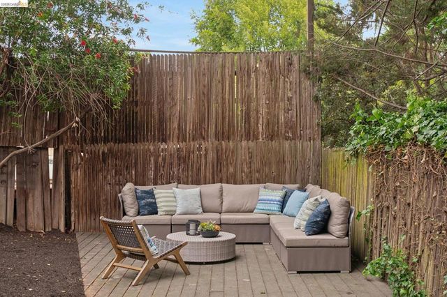 15 Christopher Ct., El Sobrante, CA 94803