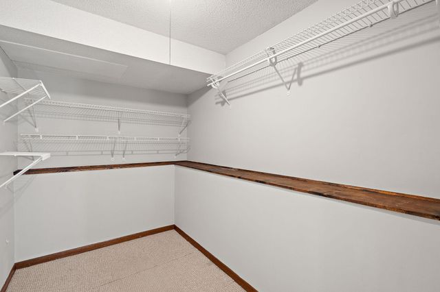 9419 James Avenue N, Brooklyn Park, MN 55444
