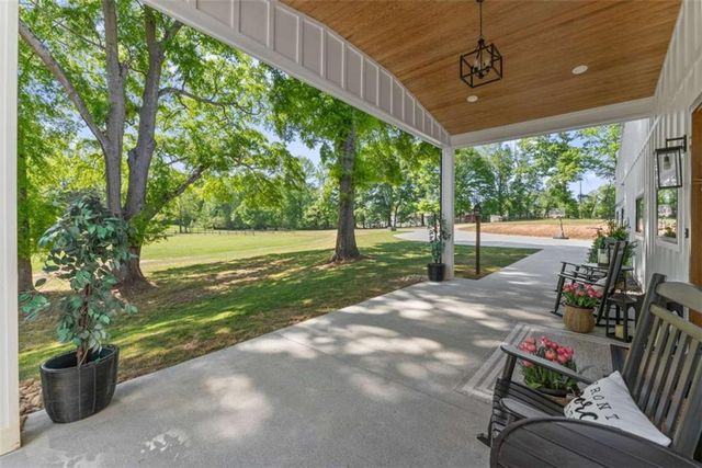 951 Canter Way, Jefferson, GA 30549