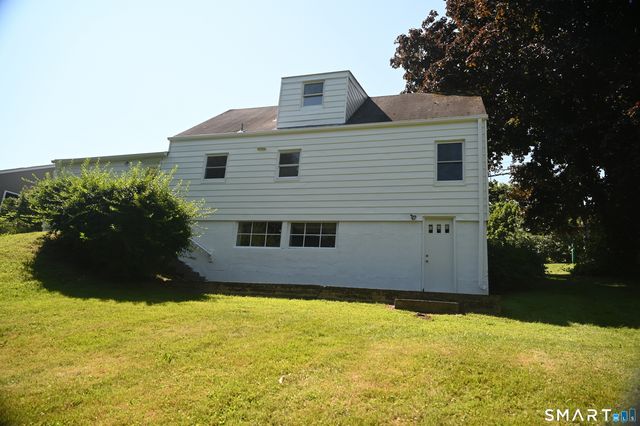 46 Topstone Drive, Danbury, CT 06810