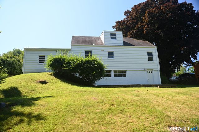 46 Topstone Drive, Danbury, CT 06810