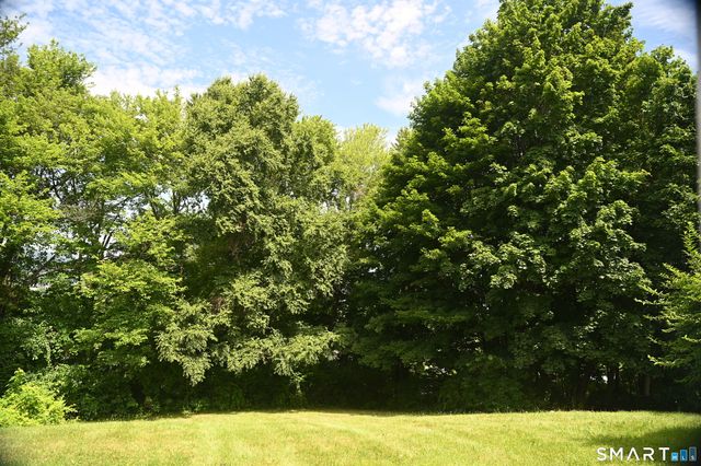 46 Topstone Drive, Danbury, CT 06810