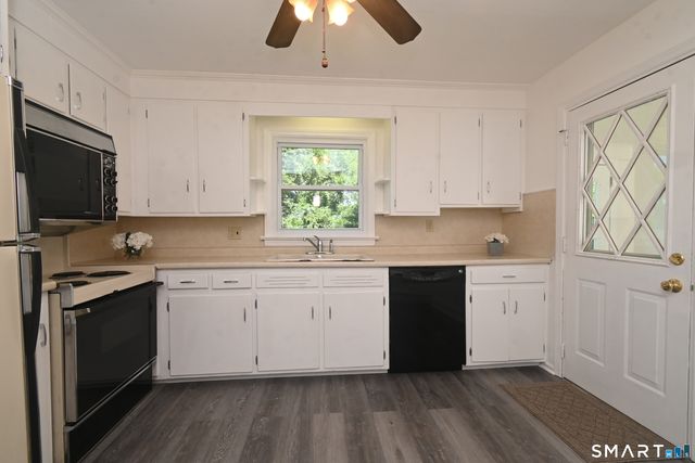 46 Topstone Drive, Danbury, CT 06810