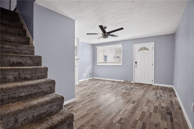 1910 Fox Way, South Side, PA 15203