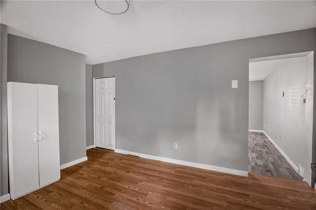 1910 Fox Way, South Side, PA 15203