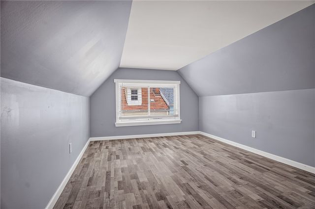 1910 Fox Way, South Side, PA 15203