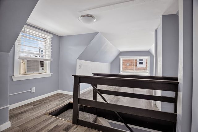 1910 Fox Way, South Side, PA 15203