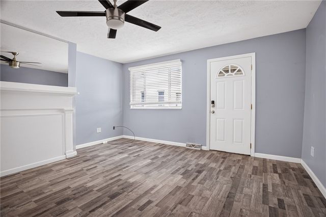 1910 Fox Way, South Side, PA 15203