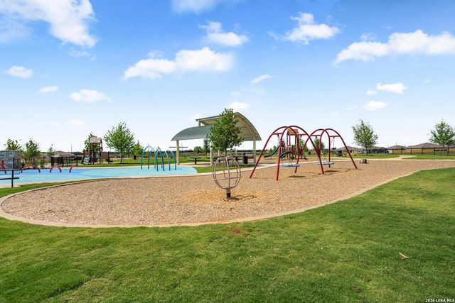 16104 Farmer, Lytle, TX 78052