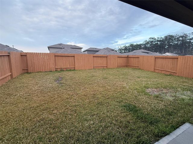 5711 Vintage Oakmont Drive, Spring, TX 77373