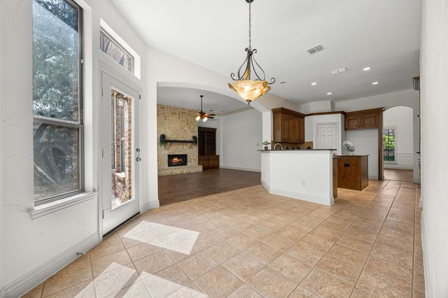 2308 Harrisburg Lane, Plano, TX 75025