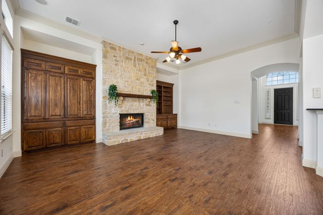 2308 Harrisburg Lane, Plano, TX 75025