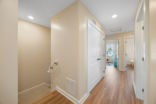 1365 Howard Street N 1, Saint Paul, MN 55119