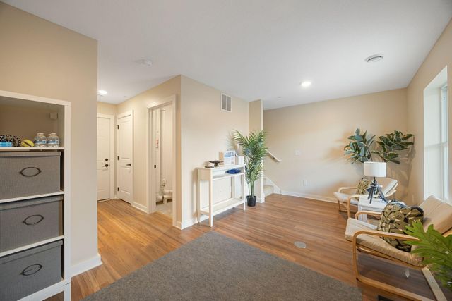 1365 Howard Street N 1, Saint Paul, MN 55119